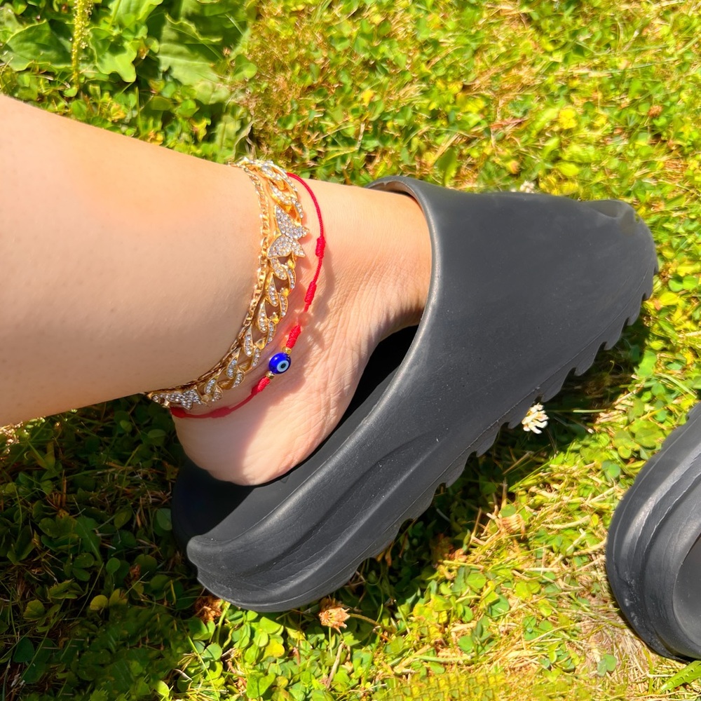 Butterfly Anklet - Picture 3 of 3